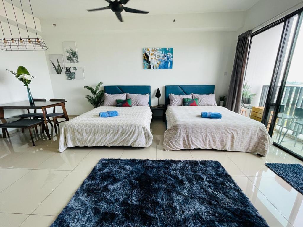Homestay I-City Cantik, Tenang, Wifi, 4K Smart Tv, Netflix, Coway, Free Parking Shah Alam Exterior photo