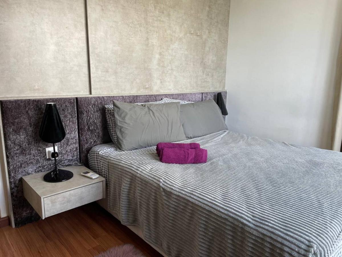 Homestay I-City Cantik, Tenang, Wifi, 4K Smart Tv, Netflix, Coway, Free Parking Shah Alam Exterior photo